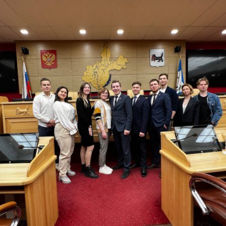 Учебная экскурсия студентов в Законодательное Собрание Иркутской области