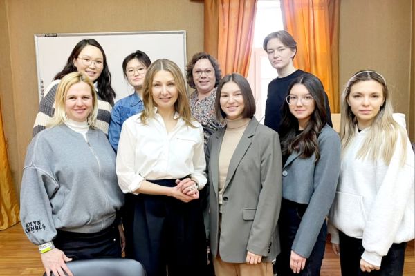 Встреча с Мариной Кондрашовой в рамках дисциплины «Благотворительность и меценатство в современной России»
